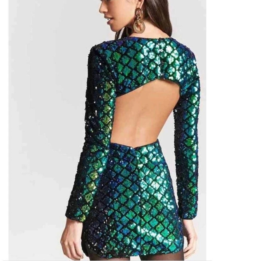 Forever 21 Mermaid Sequin Cut-Out Mini Dress Size M